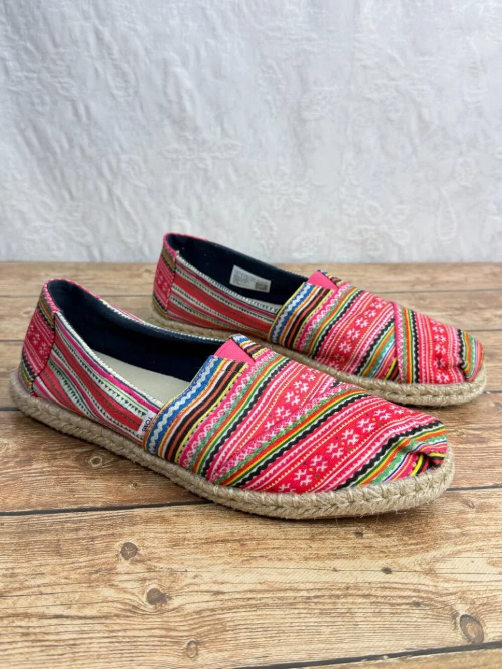TOMS Women’s 10 Multicolor Tribal Aztec Espadrille Slip On Flats Boho Festival